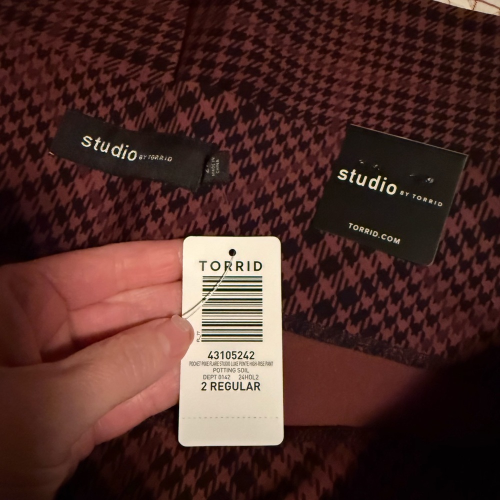 Torrid Pixie Flare Pant Size 2 NWT - image 9